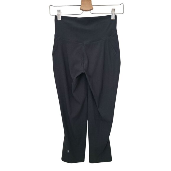 Lululemon Base Pace High-Rise Black Ribbed Nulux Athletic Tights Leggings Sz 4 - Picture 2 of 9